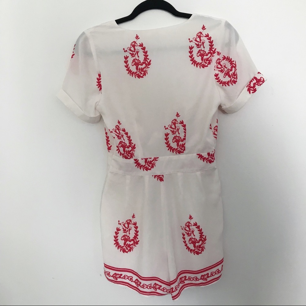 Tularosa Rowley Tie Front Romper - Picture 4 of 8
